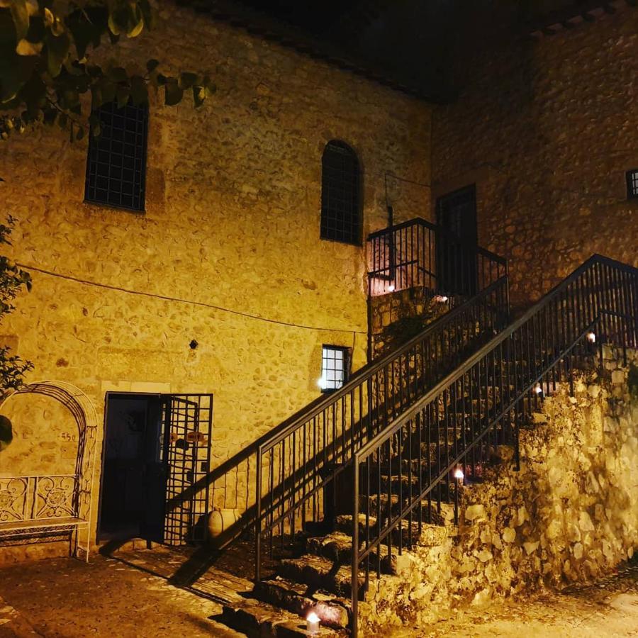 Abbazia Ss. Quirico E Giulitta Hotel Micigliano Exterior foto